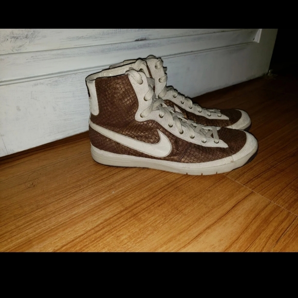 Nike Zoom Blazers - Picture 3 of 5